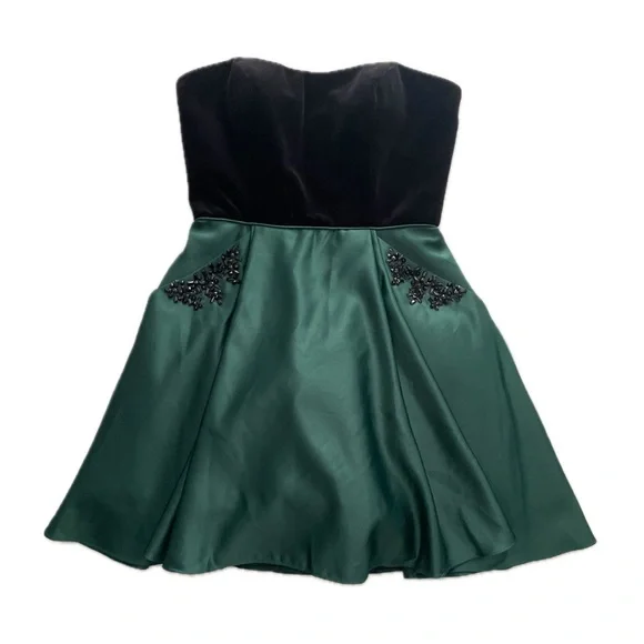 Blondie Nites Dresses | Black Velvet And Emerald Green Satin Dress | Color: Black/Green | Size: 5j | Visionisdead's Closet